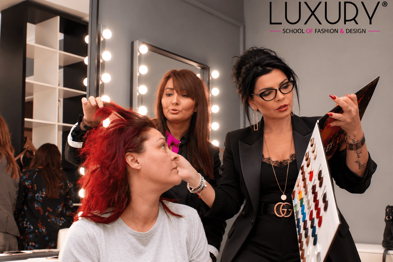 Aura Anghel la Luxury School, analiza de culori si stil cu o clienta